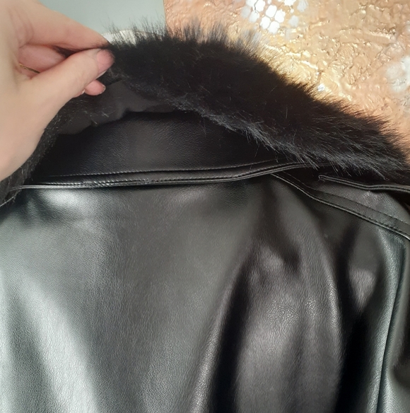 Zara Nwot Black Faux Leather Jacket with Removable Faux Fur Collar - Picture 2 of 16